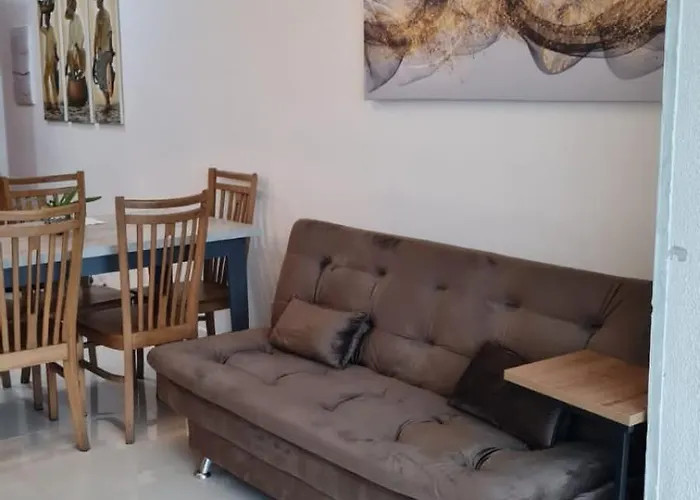 Apartamento praia das Toninhas 500 metros da Praia